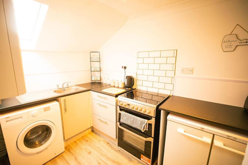 The Beach Suite - Top Floor With Easy Invest Lowestoft Kültér fotó