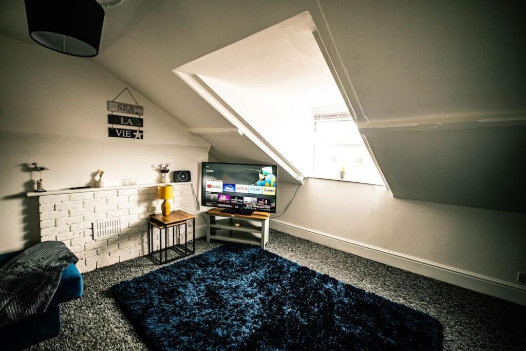 The Beach Suite - Top Floor With Easy Invest Lowestoft Kültér fotó
